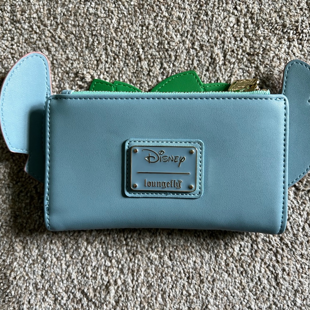 Loungefly Stitch Wallet - Picture 2 of 3